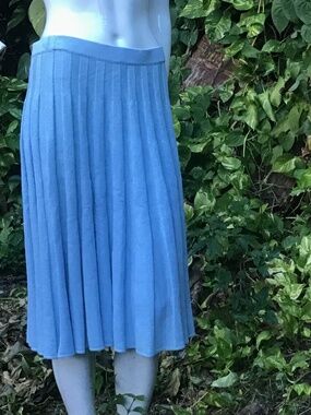 Vintage st John icon knitted skirt